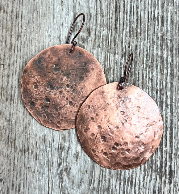 Round textured copper earrings